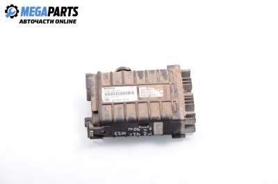 Компютър двигател за Volkswagen Passat Variant B3, B4 (02.1988 - 06.1997) 1.8, 90 к.с., № BOSCH 0 261 200 271